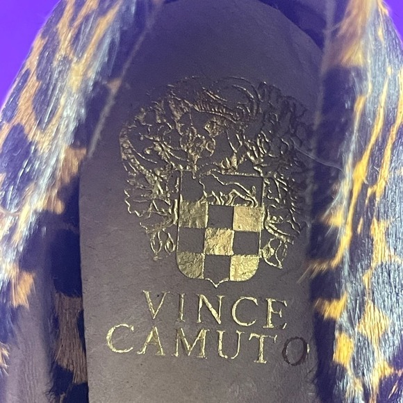 Vince Camuto Women's Elmay Leopard Print Calf Fur Wedge Heel Shoe Size‎ 7 - Picture 8 of 8